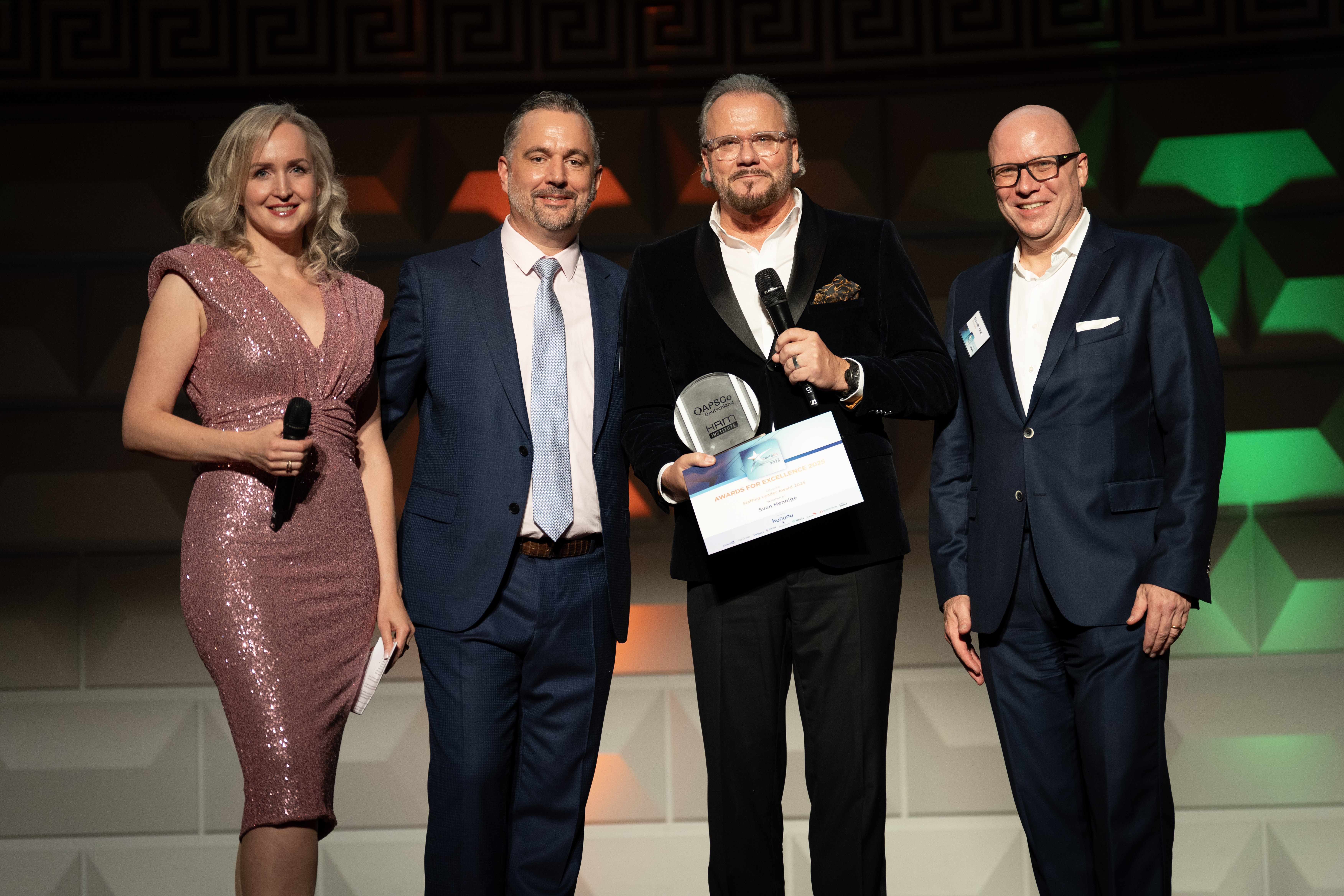 2025 Awards for Excellence Sven Hennige 2025 Awards for Excellence Sven Hennige